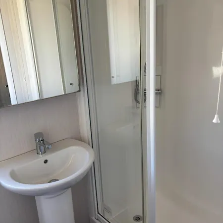 Two Bedroom With Countryside View Holiday home *